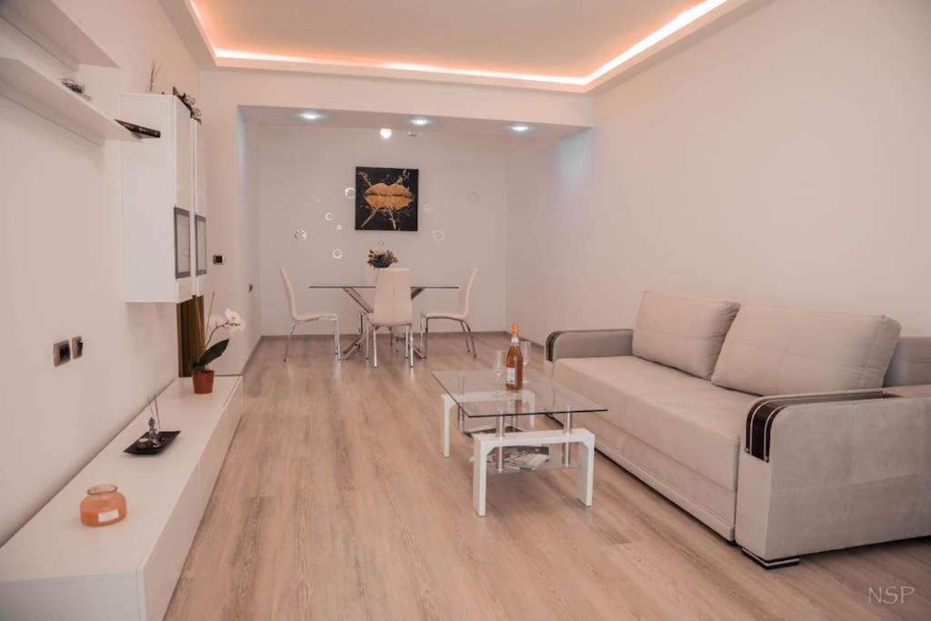 Apartament Zona Coresi Mall 布拉索夫 外观 照片